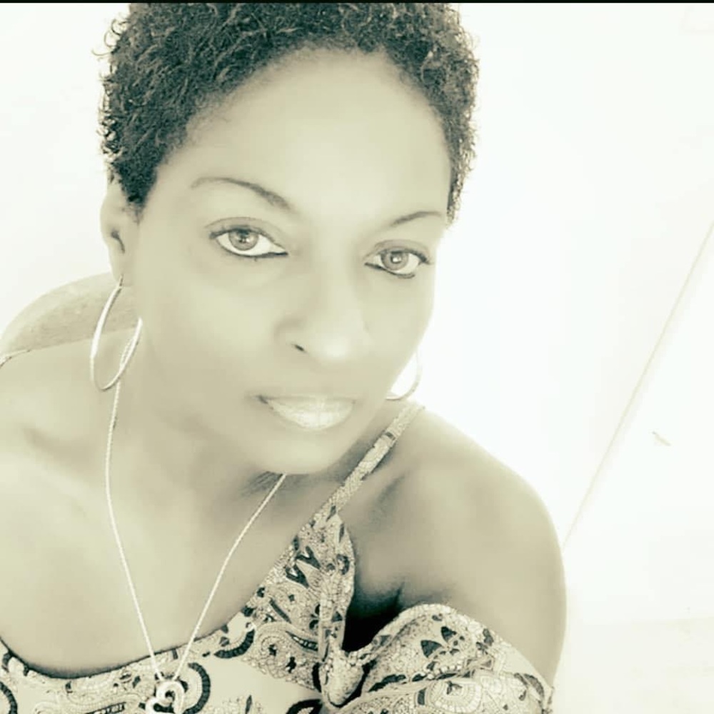 Meet your Posher, Tonia